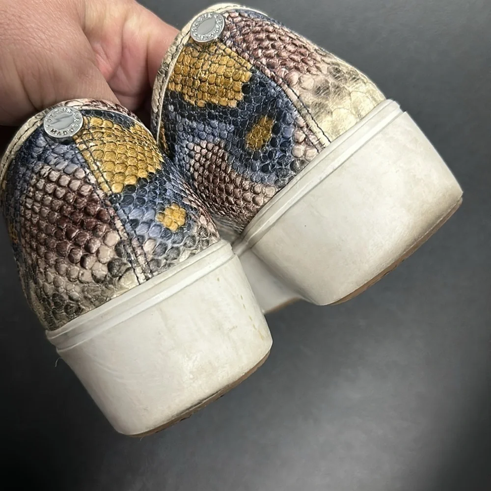 Steve Madden Multicolor Women’s Snakeskin Platform Lace up Sneakers size 8.5